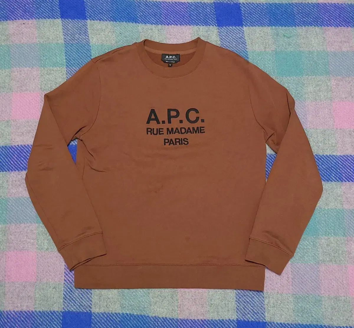 아페쎄 A.P.C. 루즈 마담 파리 스웨트셔츠 M